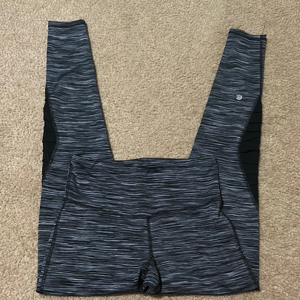 Women’s Champion Striped Leggings - Size S - Picture 2 of 6